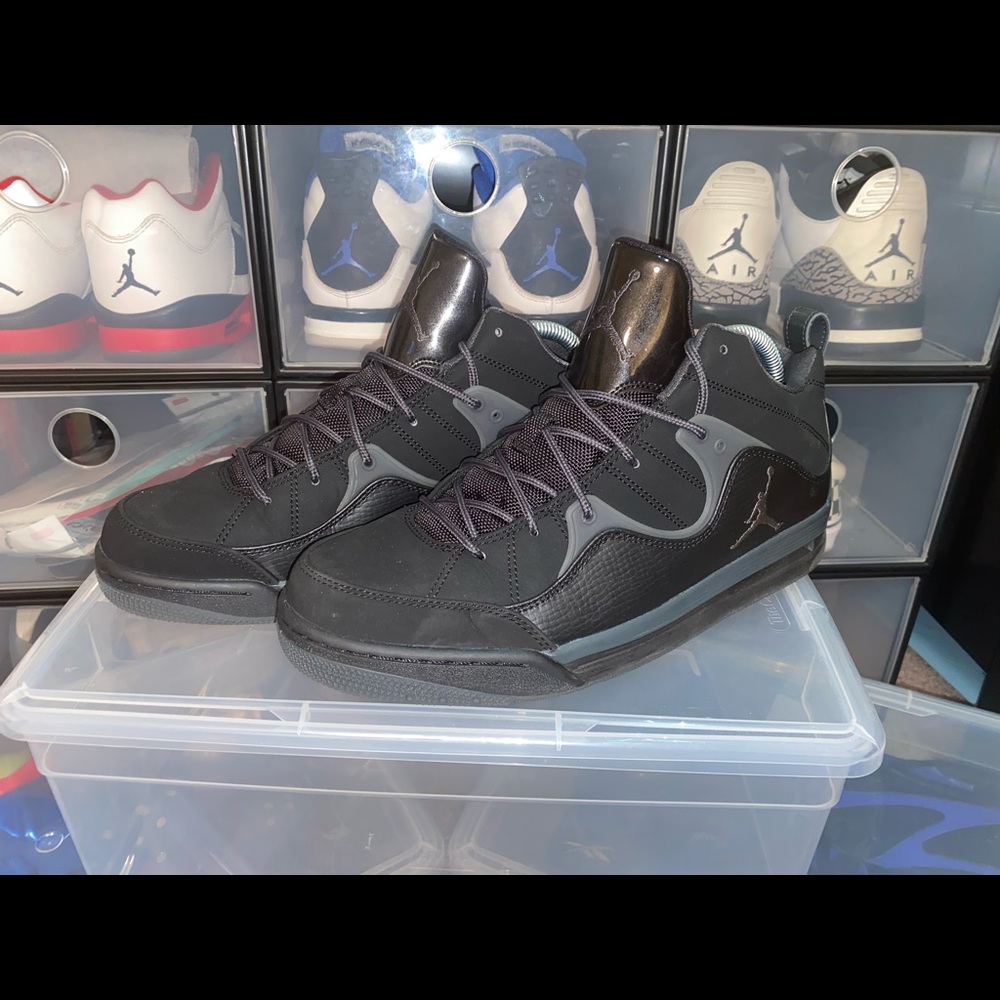 Jordan Flight TR mid